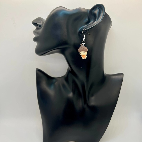 Acorn Earrings - Fall Acorn Head Earrings - Seasonal Earrings - Fall Earrings - Picture 8 of 10